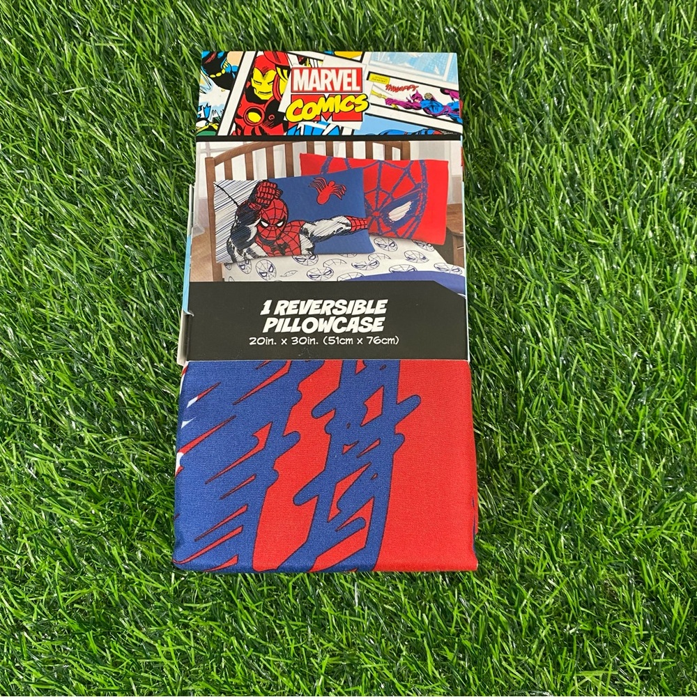 Marvel Comics Spider-man Reversible Pillowcase Red and Blue One Pillowcase New
